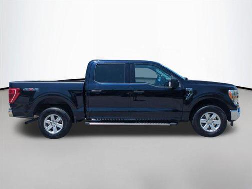 Antimatter Blue Metallic 2021 Ford F-150 XLT