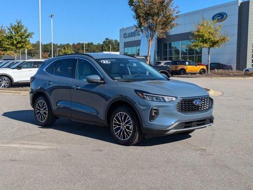 2025 Ford Escape PHEV Base