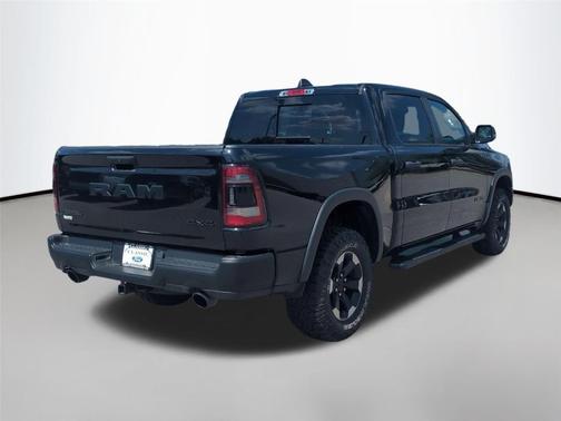 Diamond Black Crystal Pearlcoat 2023 RAM 1500 Rebel