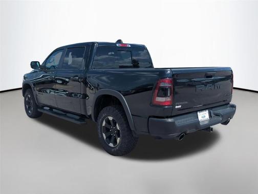 Diamond Black Crystal Pearlcoat 2023 RAM 1500 Rebel