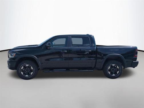 Diamond Black Crystal Pearlcoat 2023 RAM 1500 Rebel