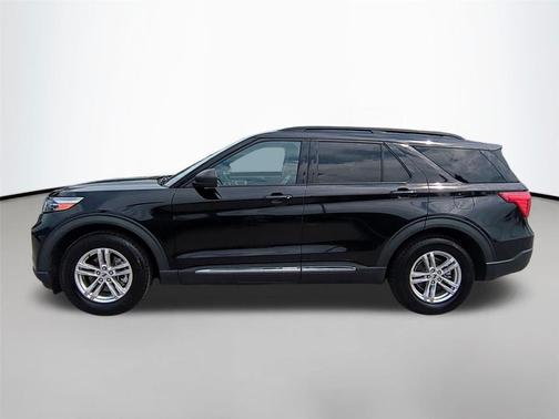 Agate Black Metallic 2023 Ford Explorer XLT
