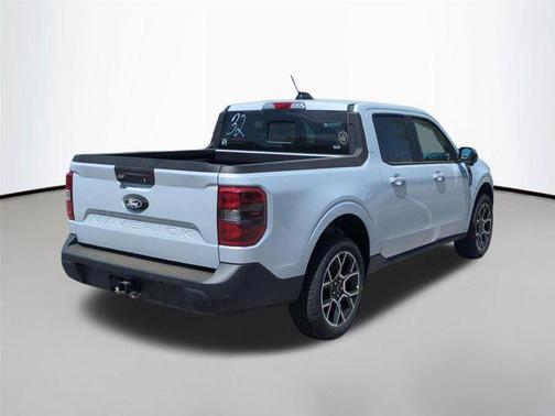 Space White Metallic 2026 Ford Maverick Lariat