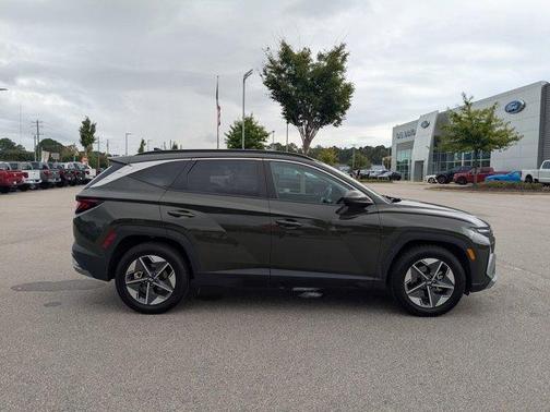 2025 Hyundai TUCSON SEL