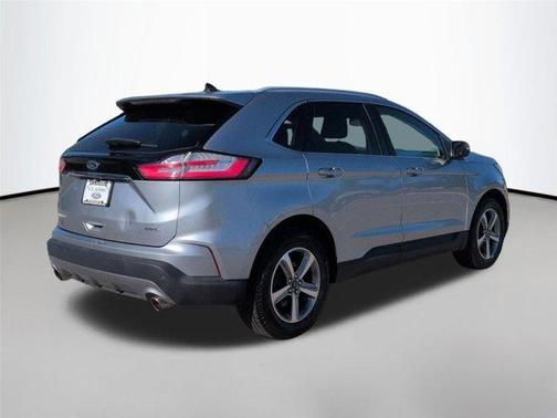 Iconic Silver Metallic 2020 Ford Edge SEL