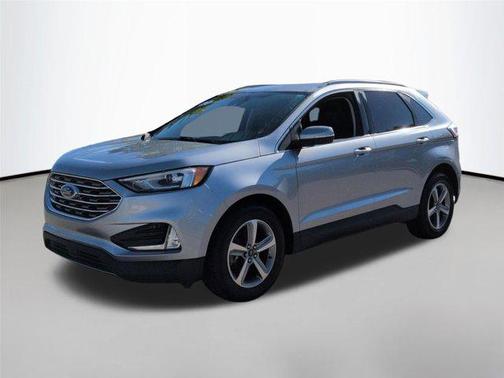 Iconic Silver Metallic 2020 Ford Edge SEL