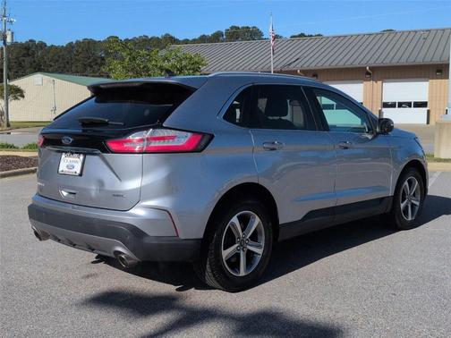 Iconic Silver Metallic 2020 Ford Edge SEL