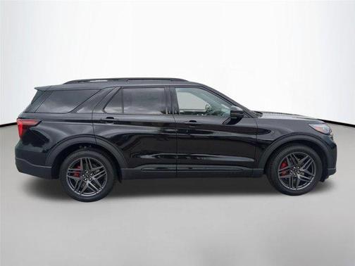 Agate Black Metallic 2026 Ford Explorer ST