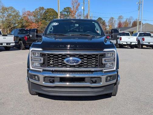 2023 Ford F-450 Lariat