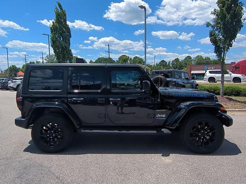 Black Clearcoat 2022 Jeep Wrangler Unlimited 4xe Sahara