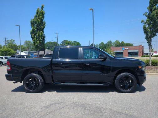 Diamond Black Crystal Pearlcoat 2020 RAM 1500 Big Horn/Lone Star