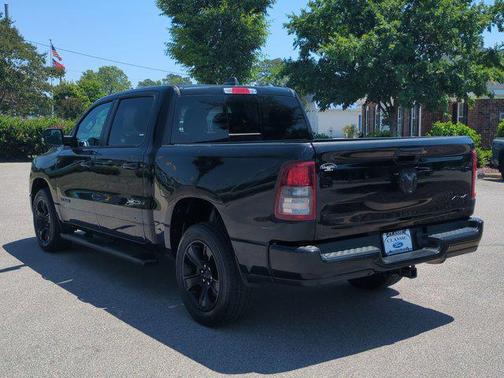 Diamond Black Crystal Pearlcoat 2020 RAM 1500 Big Horn/Lone Star