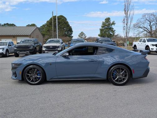 2025 Ford Mustang Dark Horse Fastback