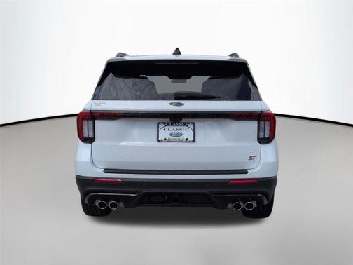 Star White Metallic Tri-Coat 2026 Ford Explorer ST