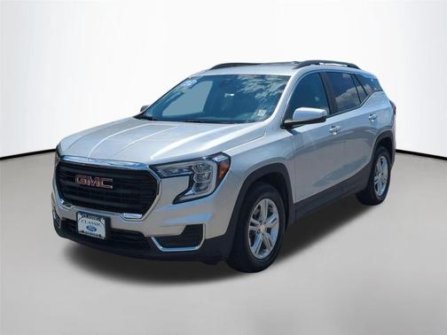 Quicksilver Metallic 2022 GMC Terrain SLE