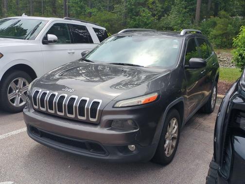 Granite Crystal Metallic Clearcoat 2016 Jeep Cherokee Latitude