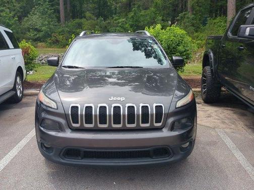 Granite Crystal Metallic Clearcoat 2016 Jeep Cherokee Latitude