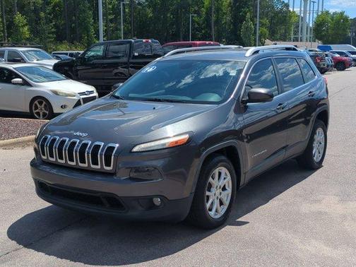 Granite Crystal Metallic Clearcoat 2016 Jeep Cherokee Latitude