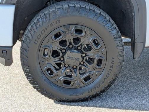 2022 GMC Sierra 2500 AT4