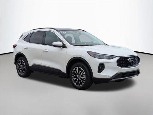 2025 Ford Escape PHEV Base