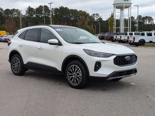 2025 Ford Escape PHEV Base