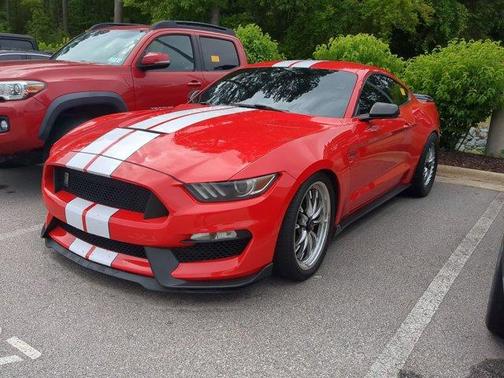 Race Red 2016 Ford Shelby GT350 Base Coupe