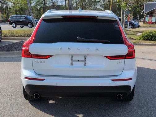 2019 Volvo XC60 T5 Momentum