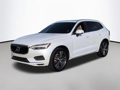 2019 Volvo XC60 T5 Momentum