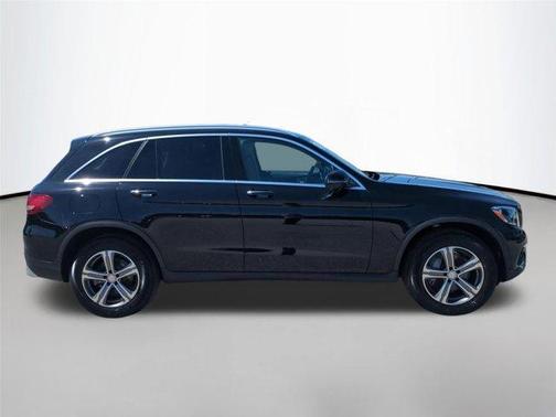 Black 2017 Mercedes-Benz GLC 300 4MATIC