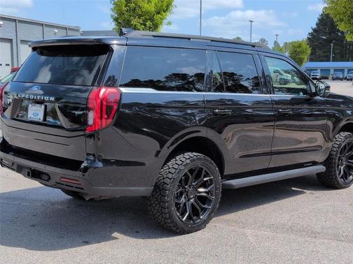 Black Metallic 2025 Ford Expedition Active