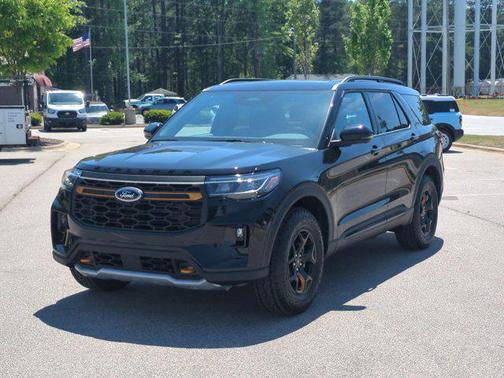 Agate Black Metallic 2026 Ford Explorer Tremor