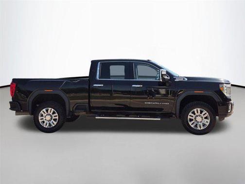 Onyx Black 2022 GMC Sierra 2500 Denali
