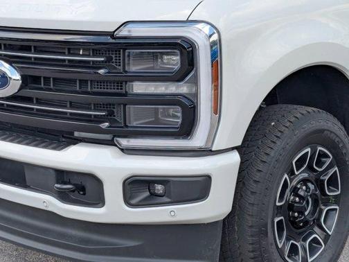 2025 Ford F-250 Platinum