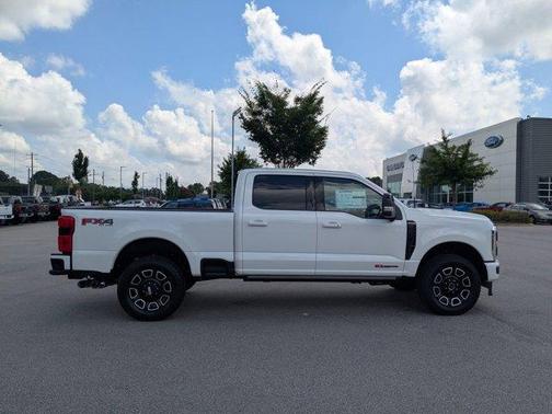 2025 Ford F-250 Platinum