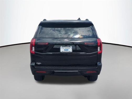 Agate Black Metallic 2025 Ford Expedition Max Platinum