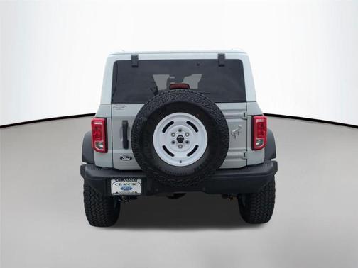 Avalanche Gray 2026 Ford Bronco Heritage Edition