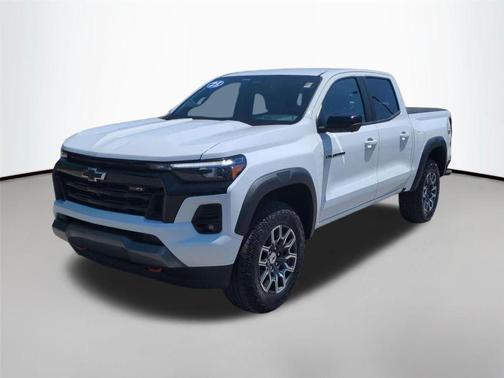 Summit White 2023 Chevrolet Colorado Z71