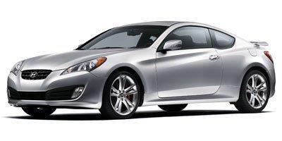 Karussell White 2011 Hyundai Genesis Coupe 3.8 R-Spec