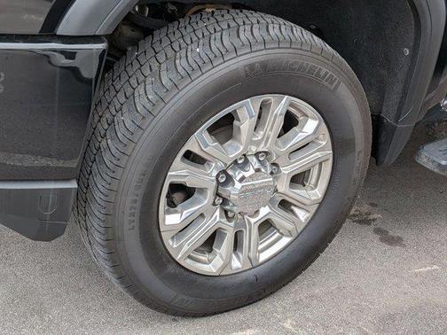 2022 GMC Sierra 2500 Denali