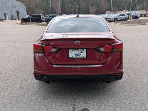 2023 Nissan Altima SR FWD