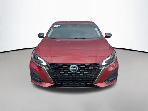 2023 Nissan Altima SR FWD