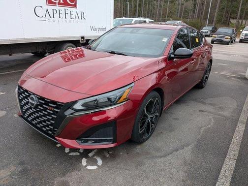 2023 Nissan Altima SR FWD