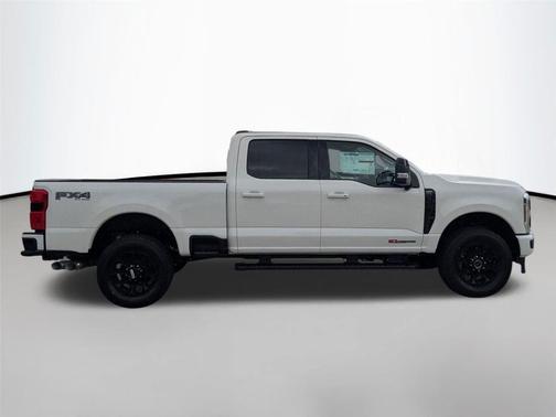 Star White Metallic Tri-Coat 2025 Ford F-350 Lariat