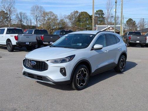 2026 Ford Escape Platinum