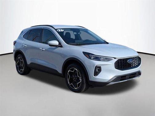 2026 Ford Escape Platinum