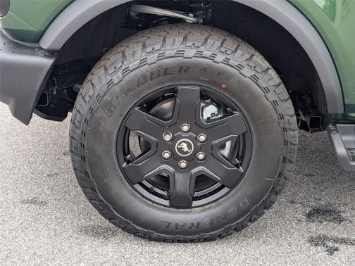Eruption Green Metallic 2025 Ford Bronco Outer Banks