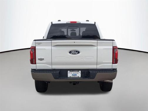 Star White Metallic Tri-Coat 2026 Ford F-150 King Ranch