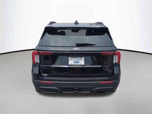 Agate Black Metallic 2025 Ford Explorer ST-Line