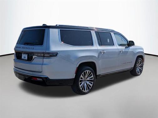 2024 Jeep Grand Wagoneer L Series III 4x4