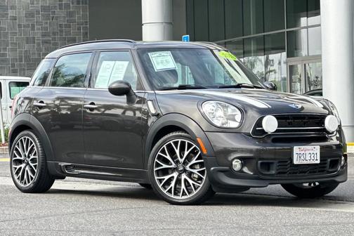 2016 MINI Countryman Cooper S
